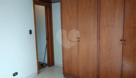Sobrado à venda com 2 quartos em Planalto Paulista, São Paulo, SP