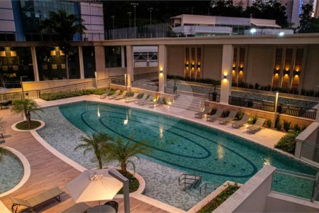 Apartamento à venda com 4 suítes em Real Parque, São Paulo, SP