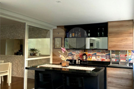 Apartamento à venda com 4 suítes em Vila Suzana, São Paulo, SP