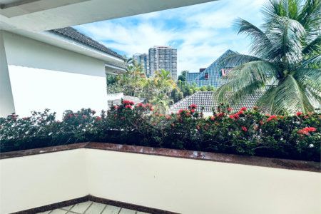 Casa à venda com 8 quartos, sendo 7 suítes, em Barra da Tijuca, Rio de Janeiro, RJ