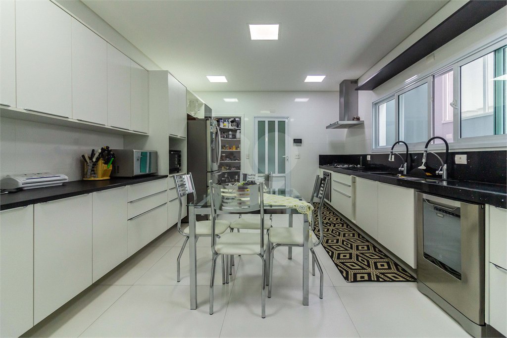 Casa à venda com 4 suítes no condomínio Reserva Nova Cantareira, São Paulo - SP