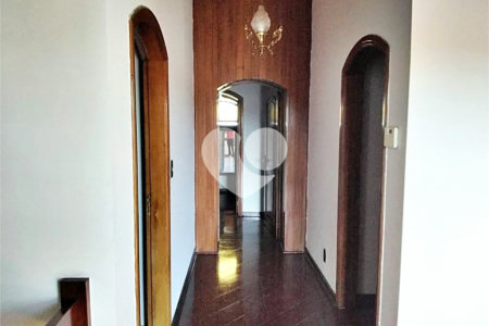 Sobrado à venda com 4 quartos, sendo 2 suítes, em Jardim São Bento, São Paulo, SP