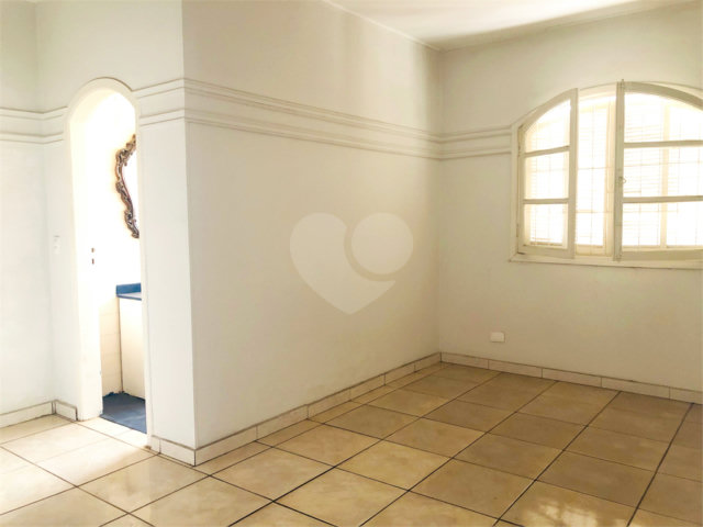 Sobrado à venda com 4 quartos, sendo 3 suítes,  em Vila Rosália, Guarulhos, SP