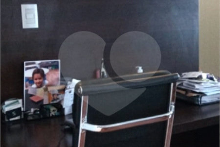 Apartamento à venda com 3 suítes em Vila Suzana, São Paulo, SP