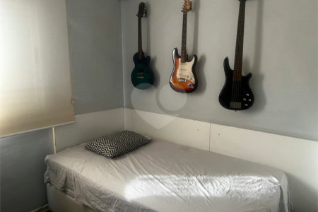 Apartamento à venda com 3 quartos, sendo 1 suíte,  em Mooca, São Paulo, SP