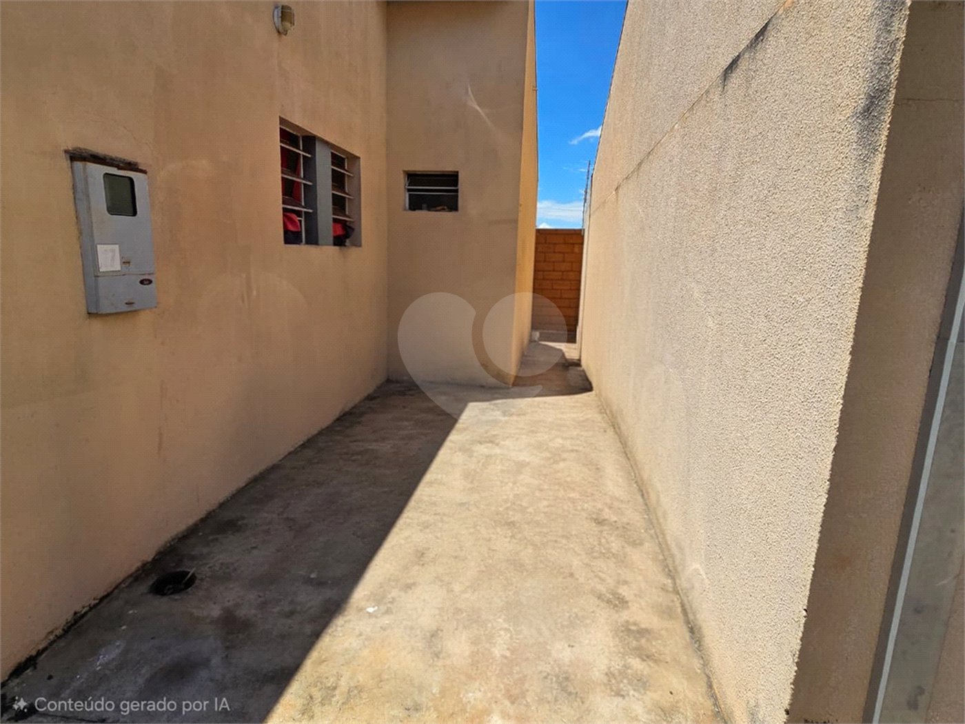 Casa à venda com 2 quartos no condomínio Esmeralda, Itapetininga - SP