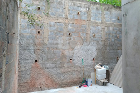 Sobrado à venda com 2 suítes em Jardim Maristela, Atibaia, SP