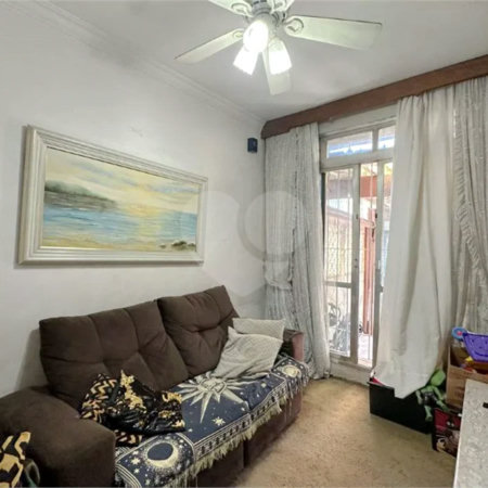 Casa à Venda | 112 m² | 3 dormitórios | 1 vaga no Bom Retiro!