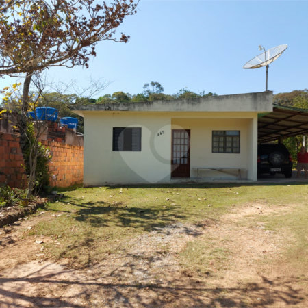 Chácara à venda com 4 quartos em Área Rural de Louveira, Louveira, SP