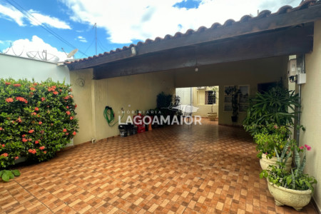 Casa à venda com 3 quartos em Jardim Brasília, Três Lagoas - MS