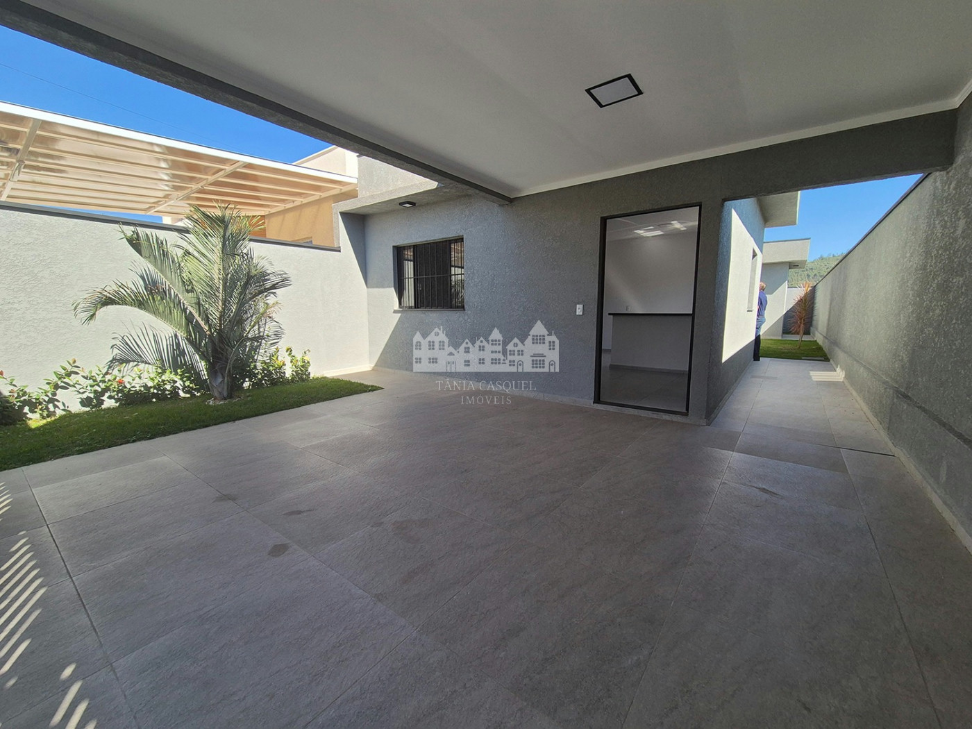 Casa térrea à venda com 3 quartos, sendo 1 suíte, em Vila Bonsai, Atibaia - SP