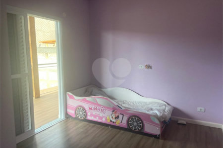 Casa à venda com 3 suítes no condomínio Altos de São Roque, São Roque - SP