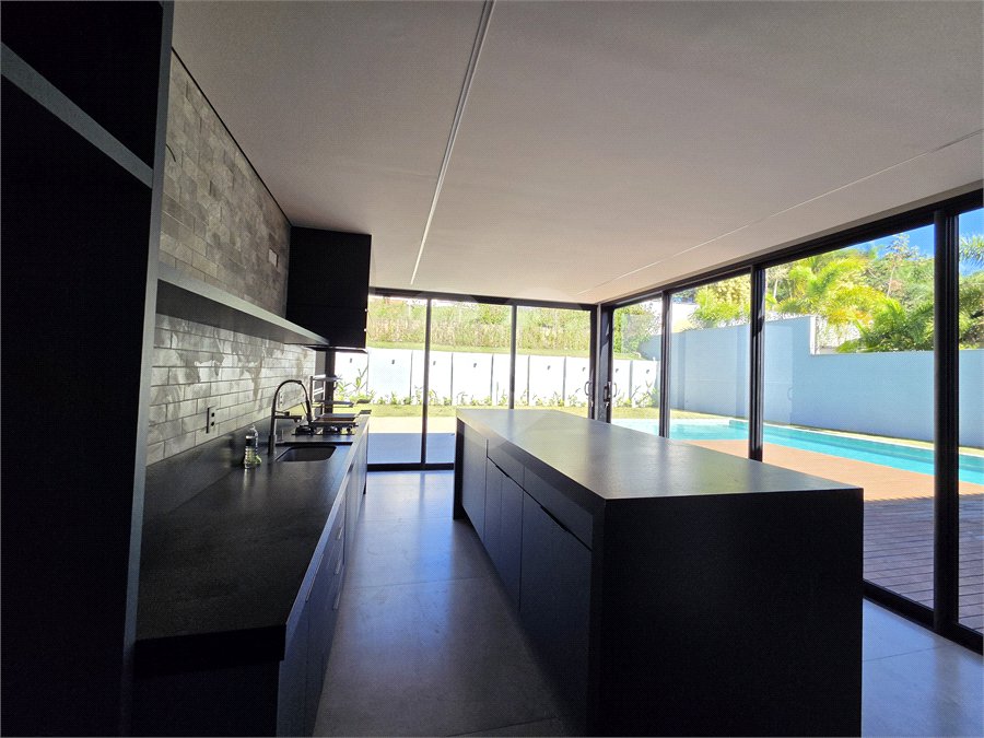 Casa à venda com 5 suítes no condomínio Fazenda Imperial, Sorocaba - SP