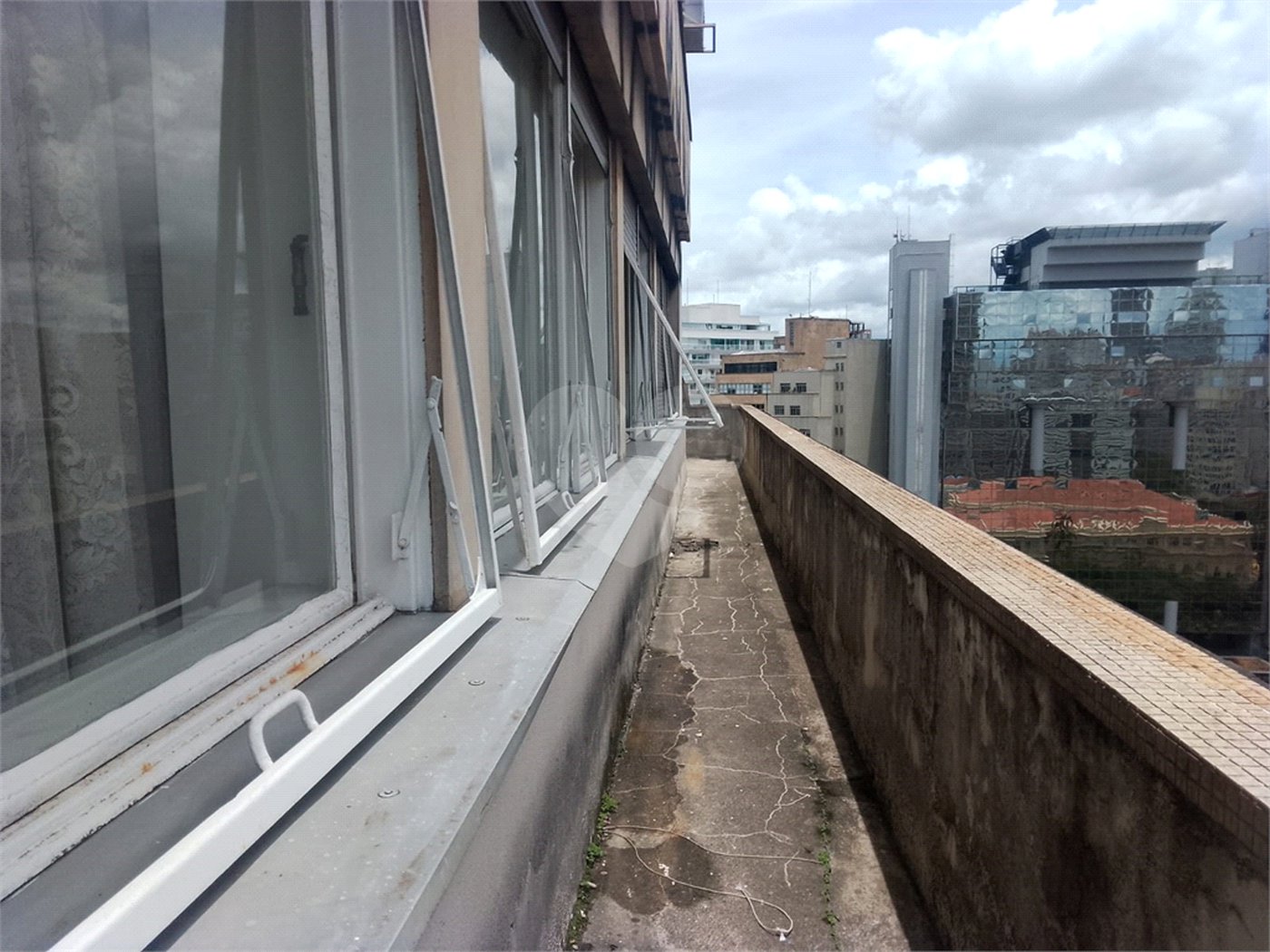 Apartamento à venda com 4 quartos, sendo 1 suíte, em República, São Paulo, SP