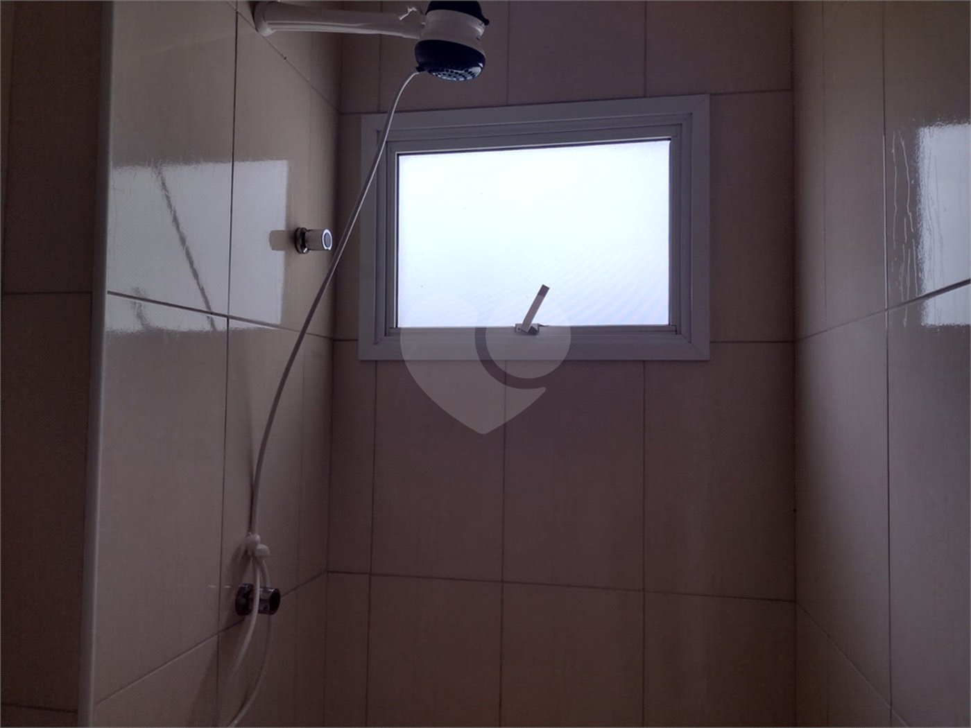 Apartamento à venda com 2 quartos, sendo 1 suíte, em Pinheirinho, Vinhedo, SP