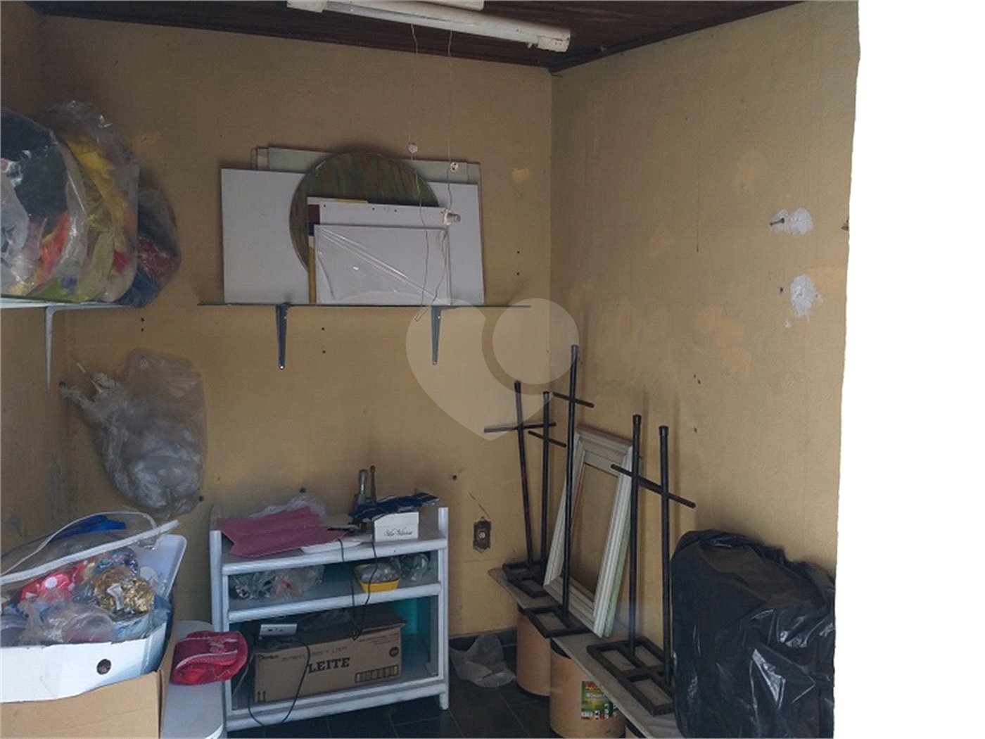 Casa Térrea à venda com 3 quartos, sendo 1 suíte,  no Centro, Serra Negra, SP
