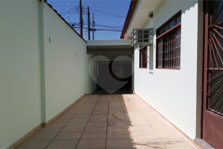 Casa térrea na Vila Costa do Sol