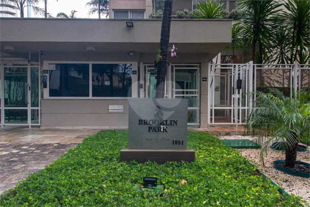 Apartamento à venda com 3 suítes em Brooklin, São Paulo, SP
