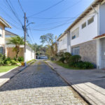 Casa de Vila à venda com 4 quartos, sendo 1 suíte, em Alto da Boa Vista, São Paulo, SP
