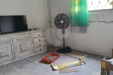Chácara à venda com 2 quartos em Vila Caputera, Mogi das Cruzes, SP