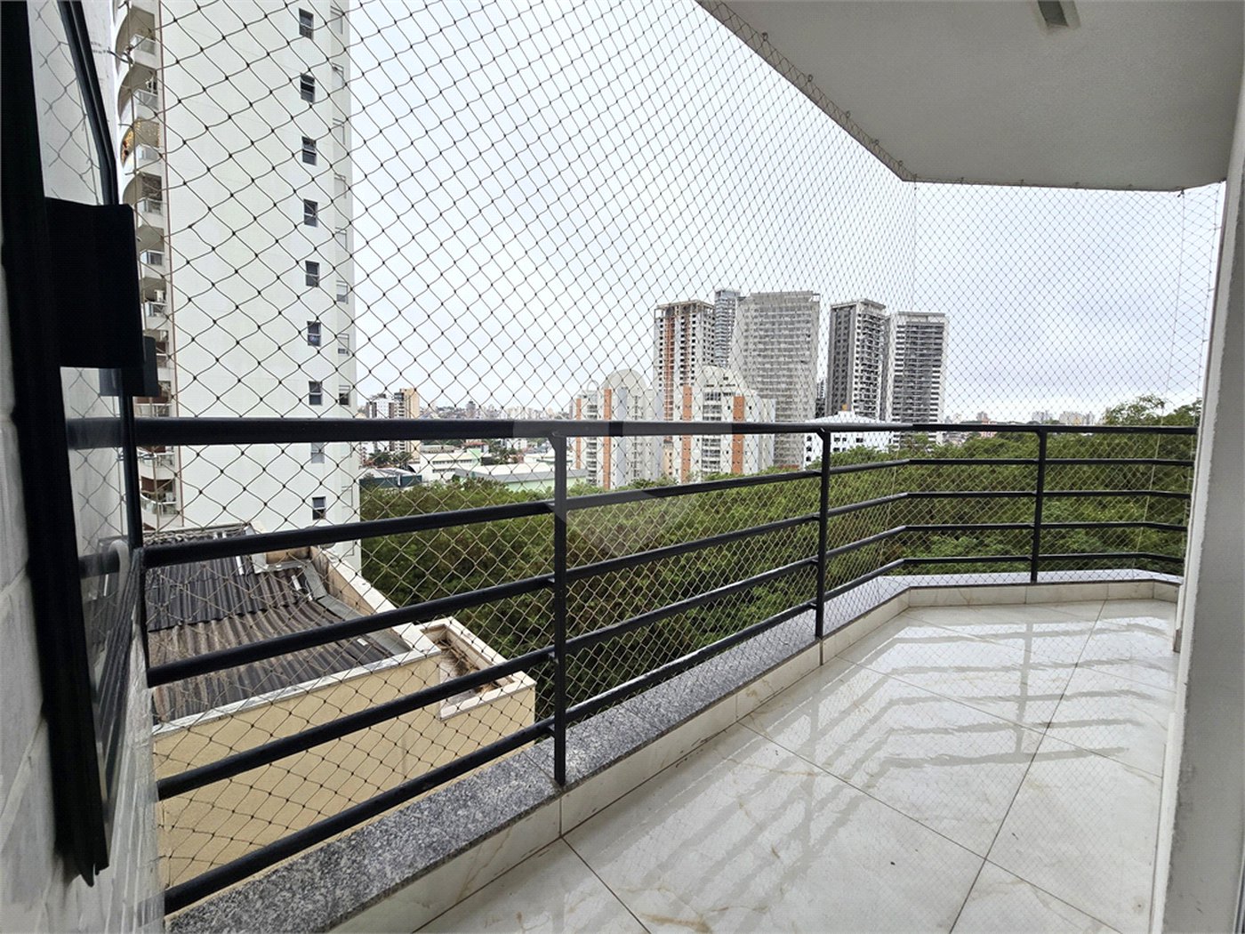 Apartamento à venda com 3 quartos, sendo 1 suíte,  em Jardim Judith, Sorocaba, SP