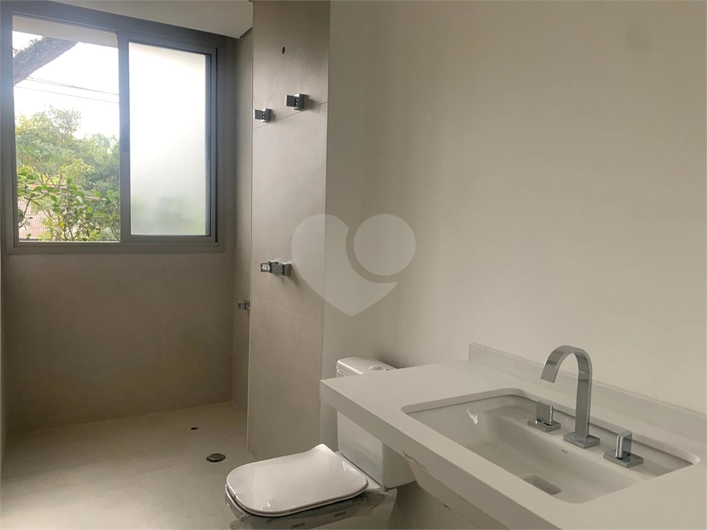 Apartamento à venda com 2 suítes em Vila Madalena, São Paulo, SP