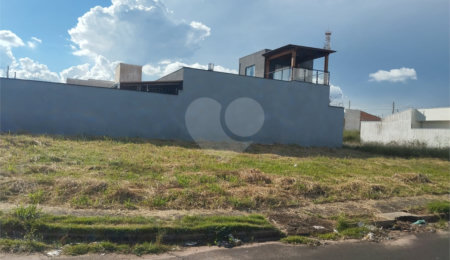 Terreno à venda em Residencial Vista do Horto, Araraquara, SP