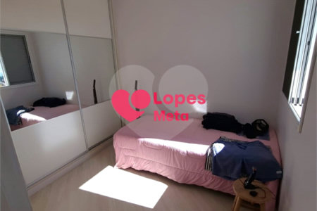 Apartamento à venda com 3 quartos, sendo 1 suíte, em Jardim das Indústrias, São José dos Campos, SP
