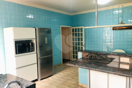 Casa Térrea à venda com 3 quartos, sendo 1 suíte,  em Vila Industrial, Mogi das Cruzes, SP