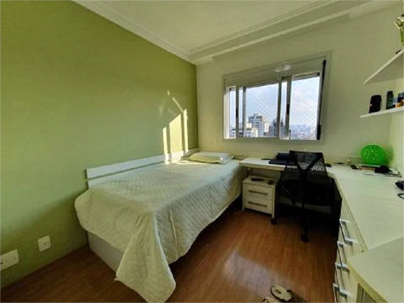 Apartamento à venda com 3 suítes em Vila Progredior, São Paulo, SP