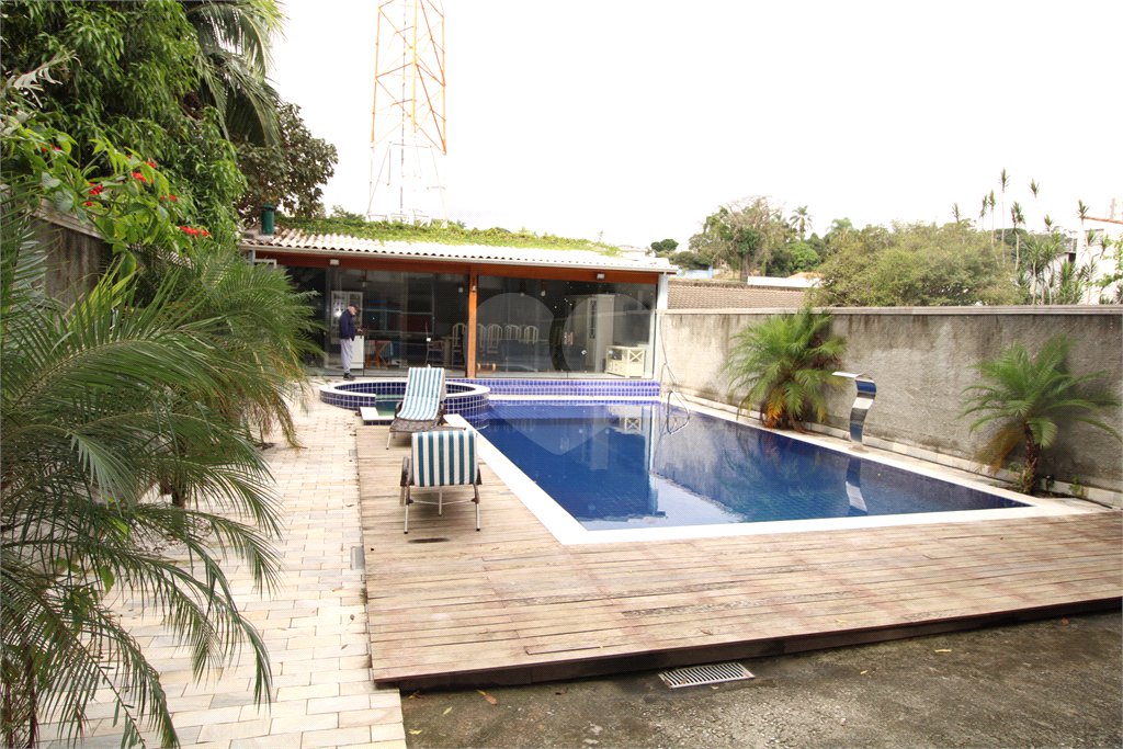 Casa para alugar com 7 quartos, sendo 6 suítes, em Tremembé, São Paulo, SP