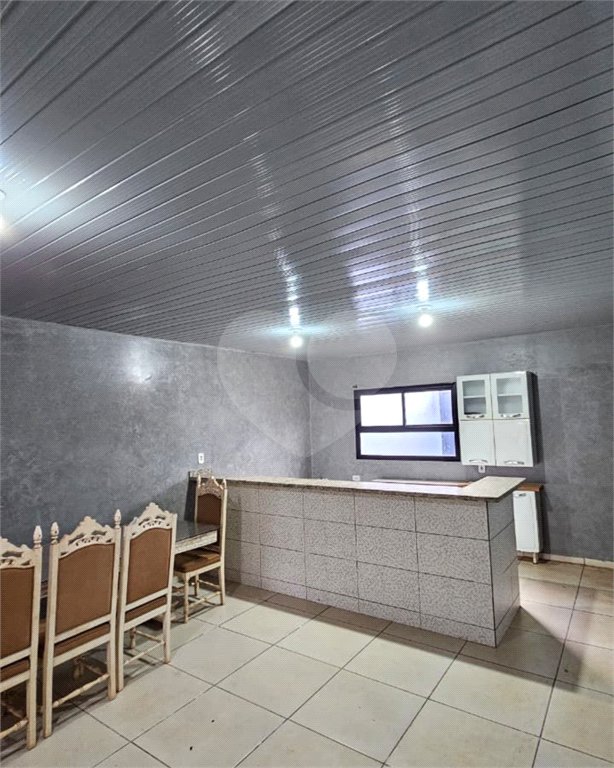 Casa à venda com 3 quartos, sendo 1 suíte, no Centro, Ponta Porã, MS