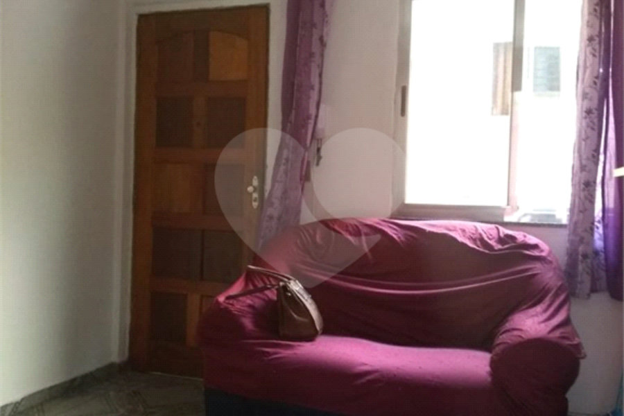 Apartamento à venda com 2 quartos em Cidade Tiradentes, São Paulo, SP