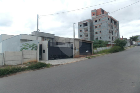 Terreno à venda em Residencial Jardins da Catalunha, Atibaia, SP