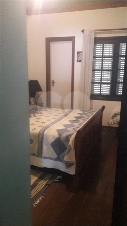 Casa à venda com 3 suítes no condomínio Gleba II, Mairiporã - SP