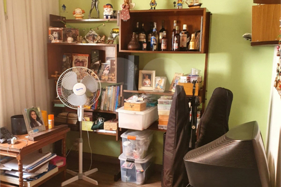 Sobrado à venda com 3 quartos, sendo 1 suíte, em Tremembé, São Paulo, SP