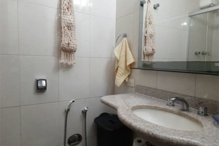 Casa à venda com 4 quartos, sendo 1 suíte, em Parque Continental, São Paulo, SP