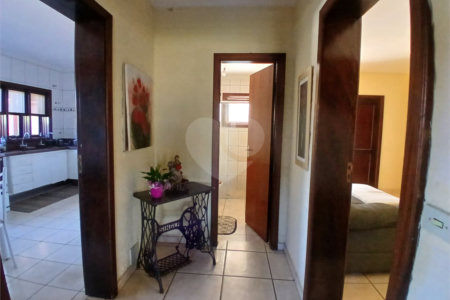 Casa à venda com 3 quartos, sendo 2 suítes, em Jardim Brogotá, Atibaia, SP