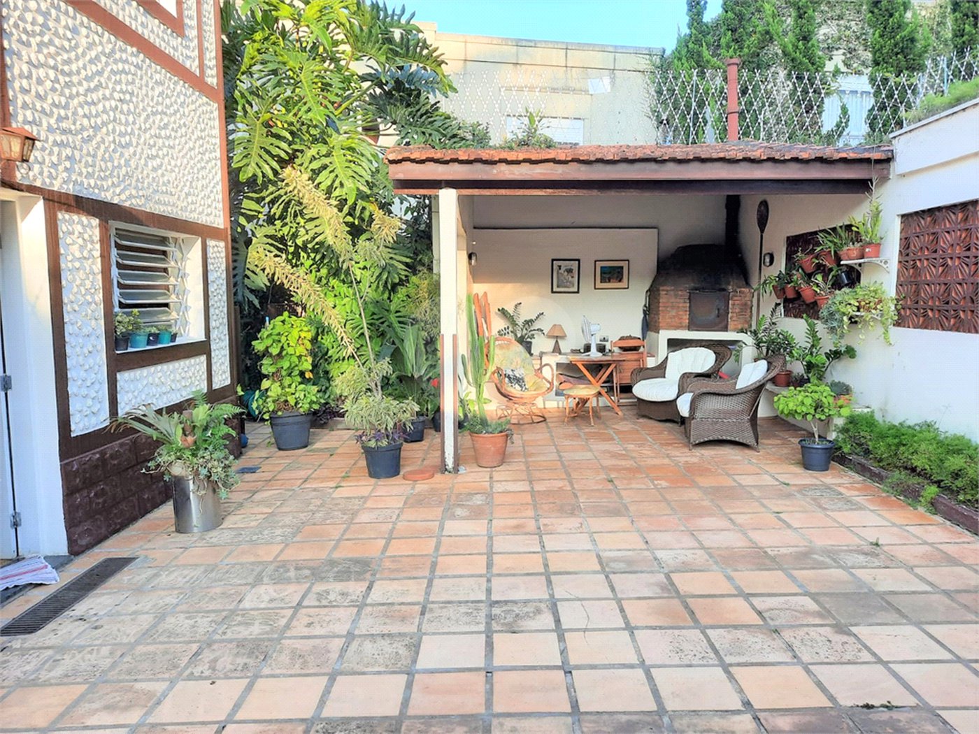 Sobrado à venda com 4 quartos, sendo 2 suítes, em Alto da Boa Vista, São Paulo, SP