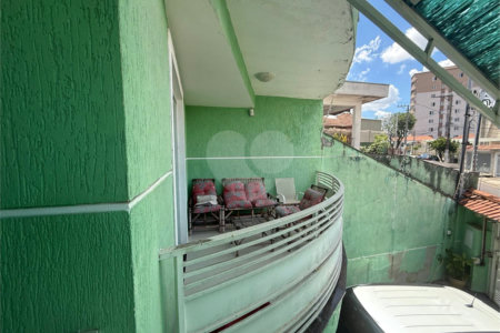 Sobrado à venda com 3 suítes em Vila Constança, São Paulo, SP