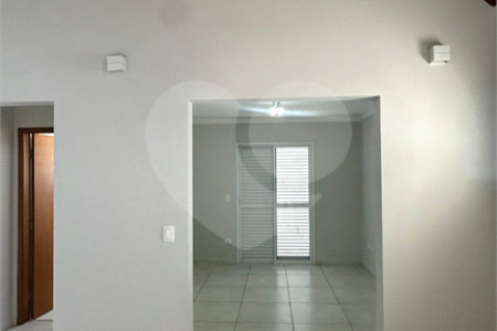 Apartamento para alugar com 3 quartos, sendo 1 suíte, em Atibaia Jardim, Atibaia, SP