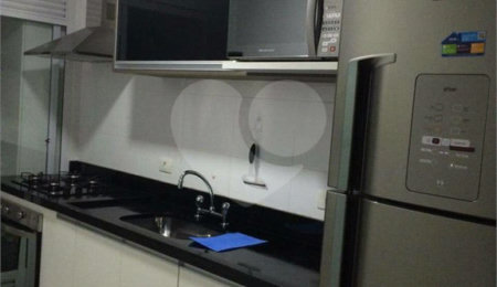 Apartamento à venda com 3 quartos, sendo 1 suíte, em Parque Reboucas, São Paulo, SP