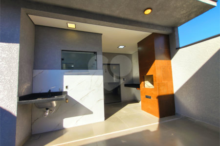 Casa à venda com 3 quartos, sendo 1 suíte, no condomínio Horto Florestal Villagio, Sorocaba - SP