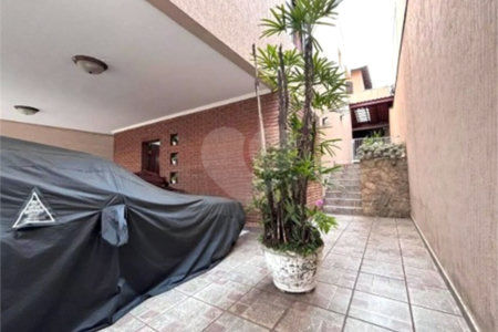 Sobrado à venda ou para alugar com 3 quartos, sendo 1 suíte,  em Jardim Maria Helena, Guarulhos, SP