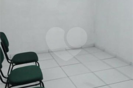 Sobrado à venda com 6 quartos, sendo 2 suítes,  em Instituto de Previdência, São Paulo, SP