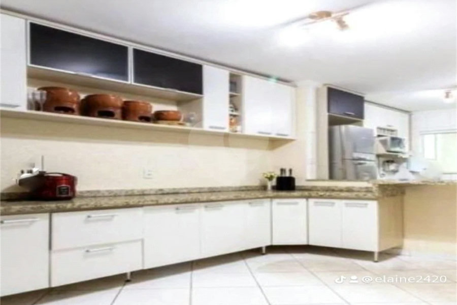 Casa à venda com 3 suítes em Chácara Mafalda, São Paulo, SP