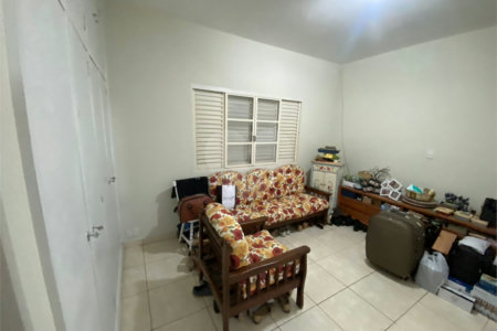 Casa térrea no Jardim Macarengo .