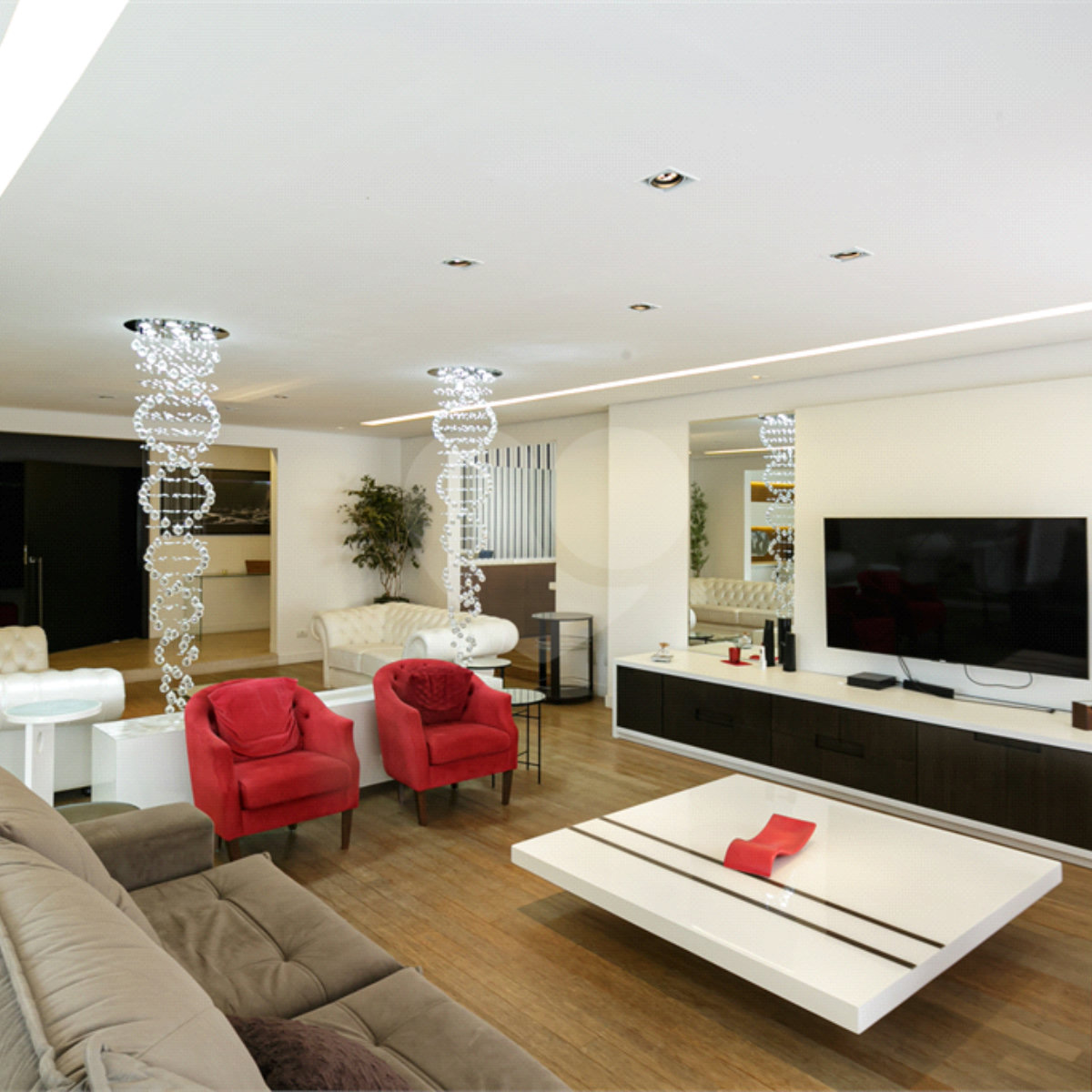 Apartamento à venda com 3 suítes em Alto da Boa Vista, São Paulo, SP