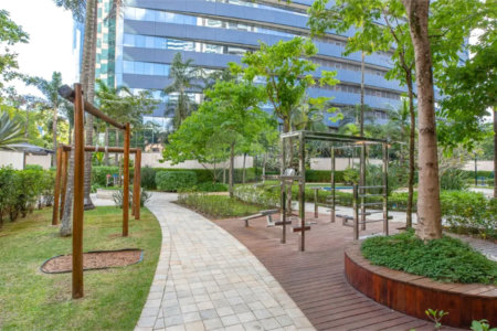 Apartamento à venda com 4 quartos, sendo 3 suítes, em Cidade Monções, São Paulo, SP