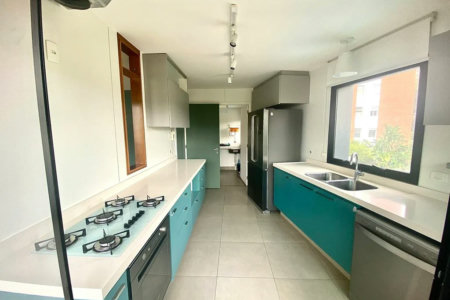 Apartamento à venda com 3 suítes em Jardim das Bandeiras, São Paulo, SP